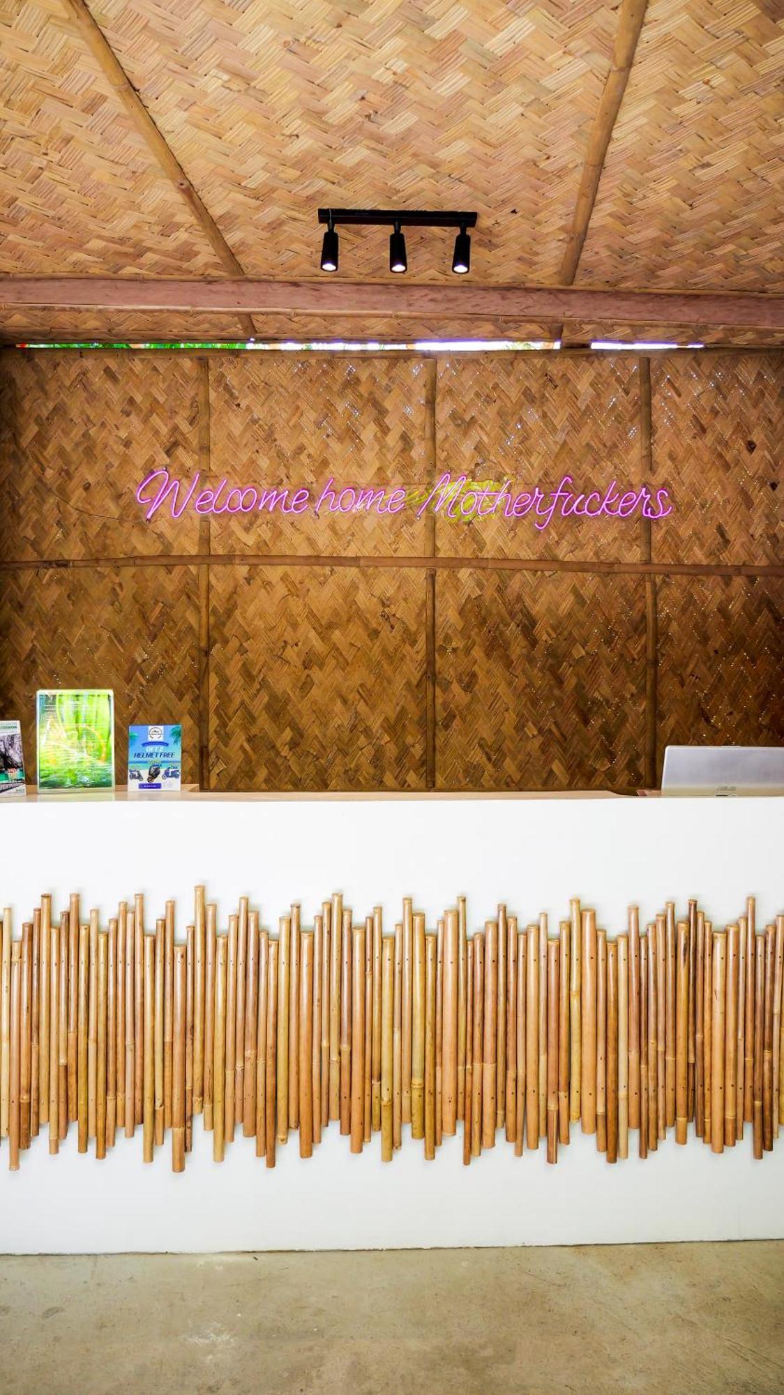 Sip Sunset Hostel And Lounge El Nido Esterno foto