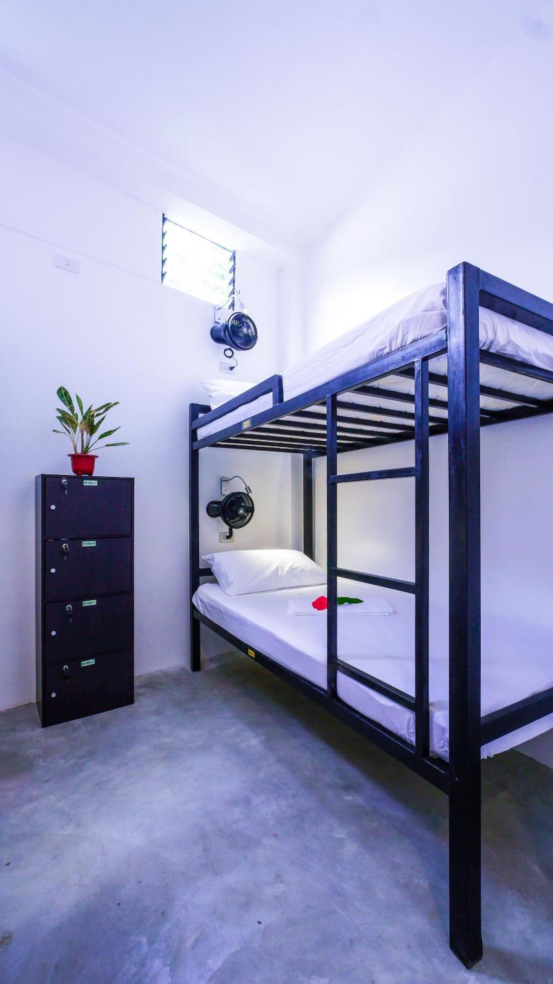 Sip Sunset Hostel And Lounge El Nido Esterno foto