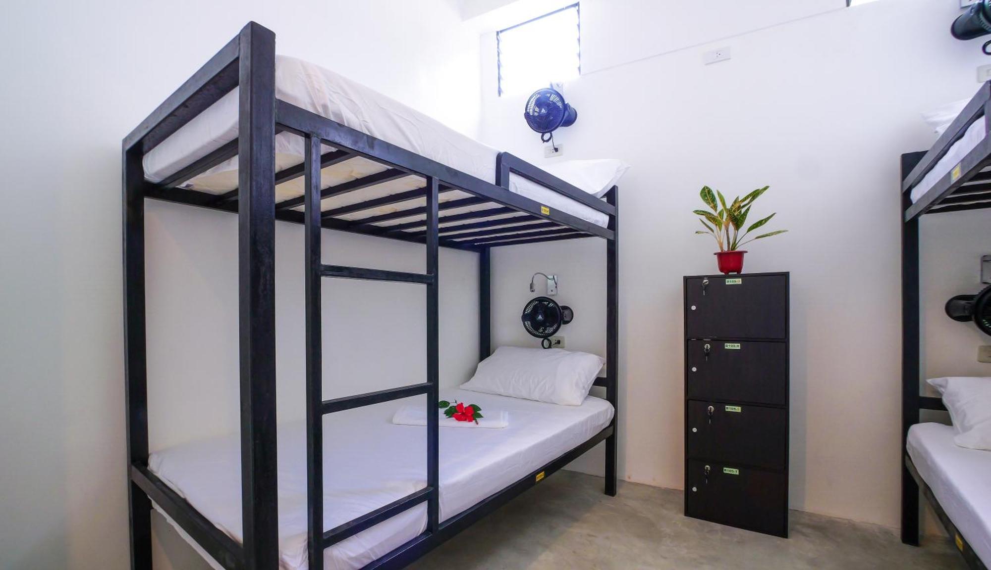 Sip Sunset Hostel And Lounge El Nido Esterno foto
