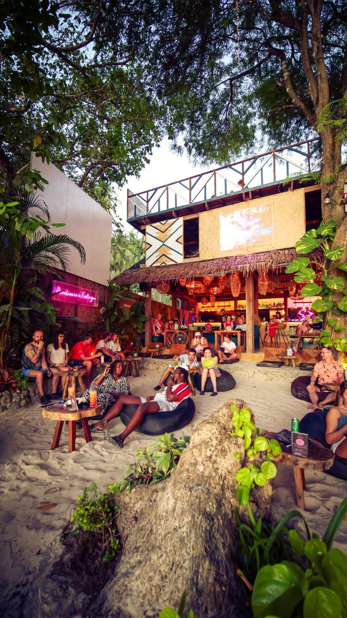 Sip Sunset Hostel And Lounge El Nido Esterno foto
