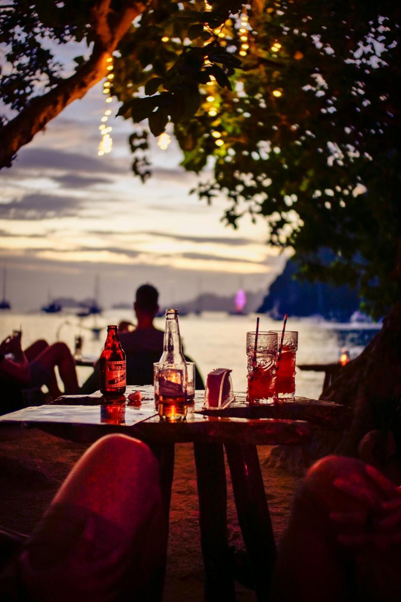 Sip Sunset Hostel And Lounge El Nido Esterno foto