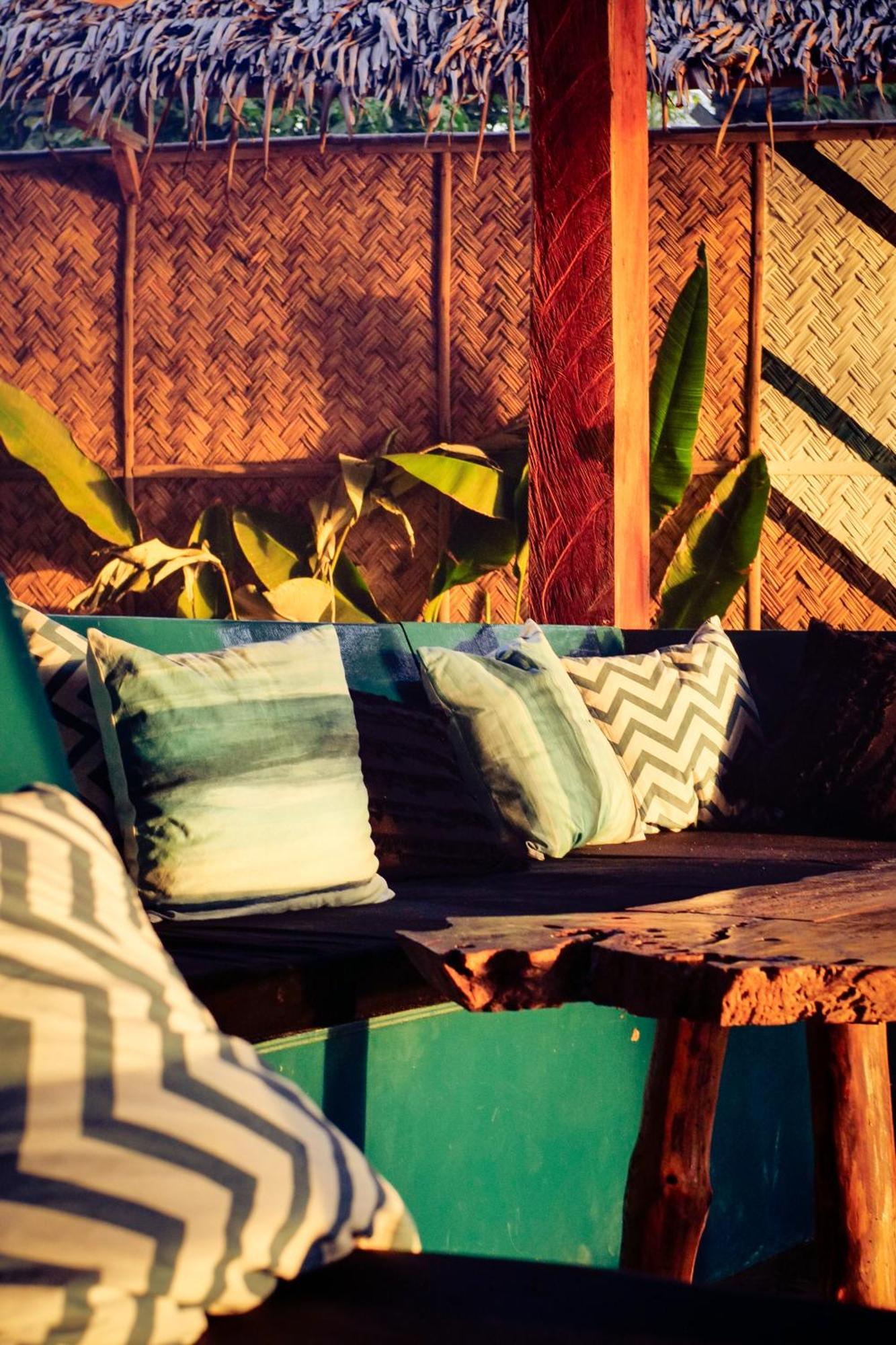 Sip Sunset Hostel And Lounge El Nido Esterno foto