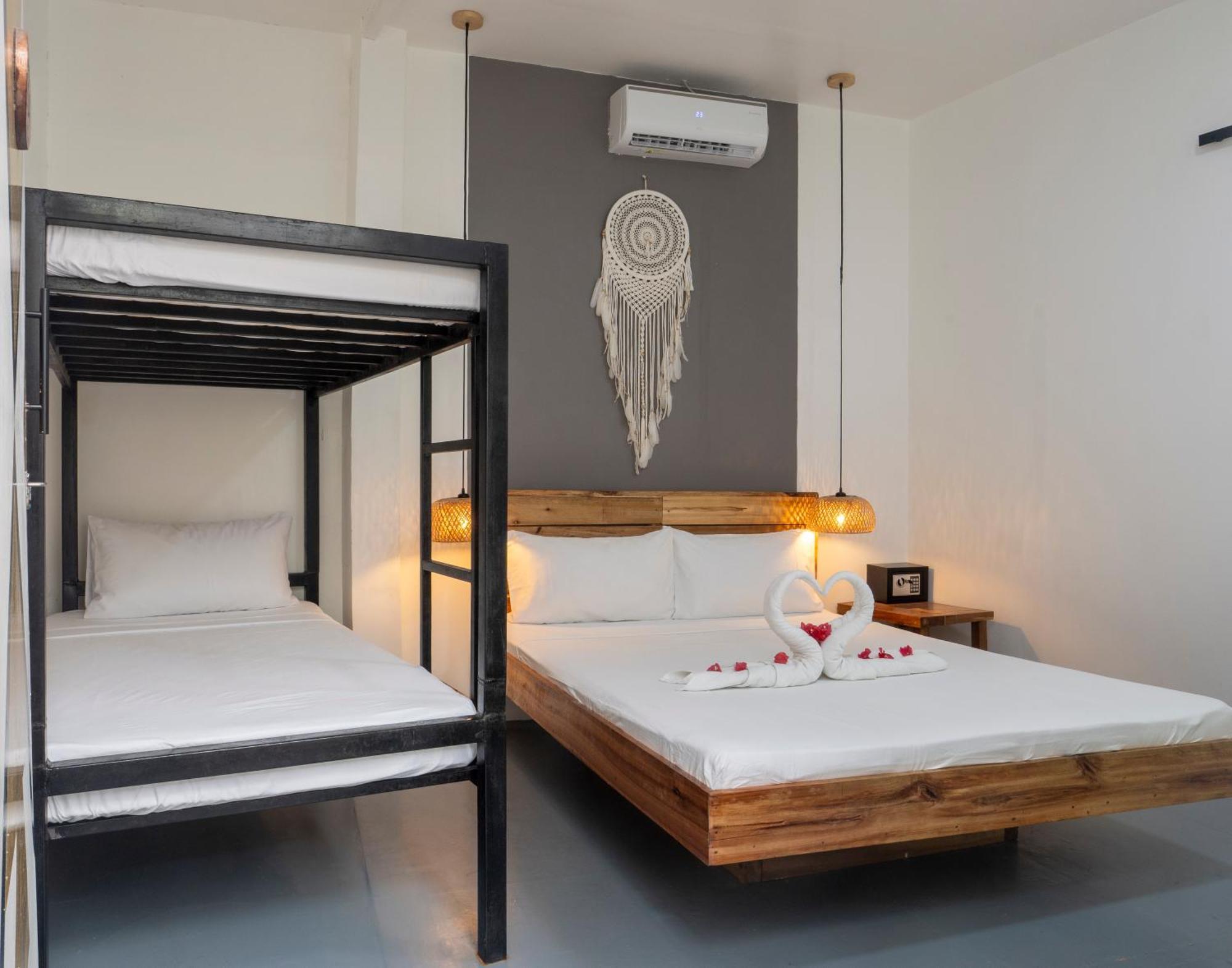 Sip Sunset Hostel And Lounge El Nido Esterno foto